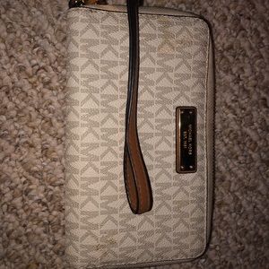 MK wallet